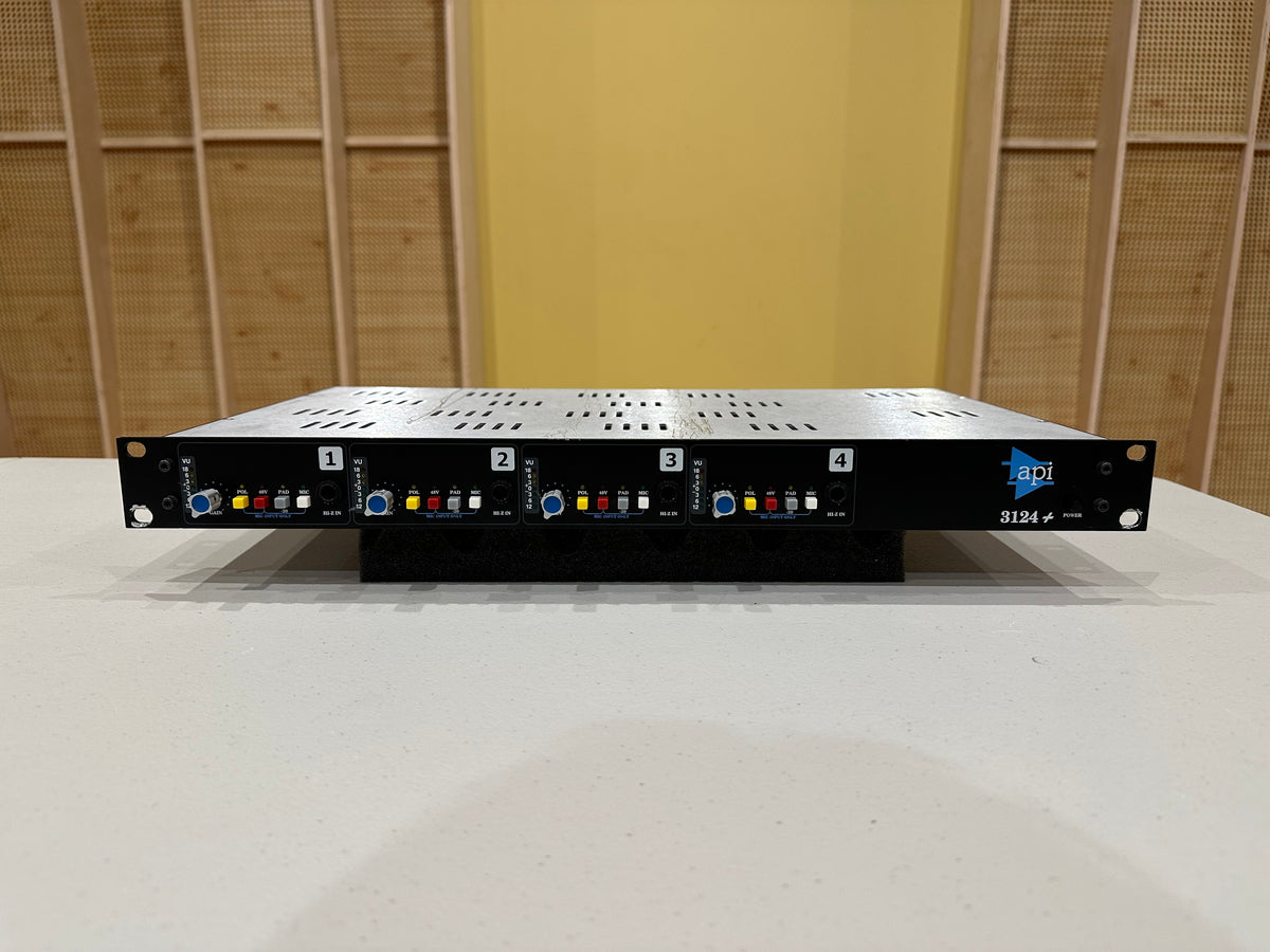 API 3124+ Four-Channel Microphone Preamplifier